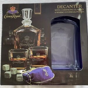 CROWN ROYAL WHISKEY DECANTER GIFT SET W/DECANTER 2 GLASSES 4 WHISKEY STONES BAG
